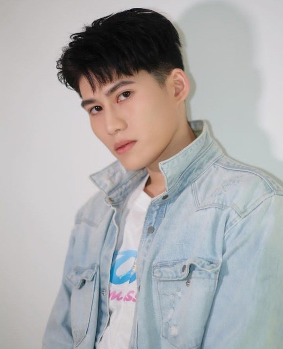 Эйфель Крис Чен / Eiffel Chris Chen