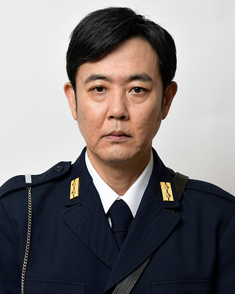岡部たかし