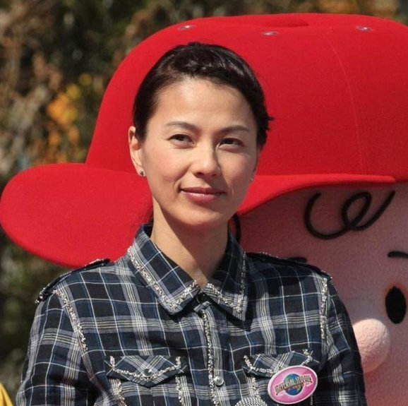 Esumi Makiko
