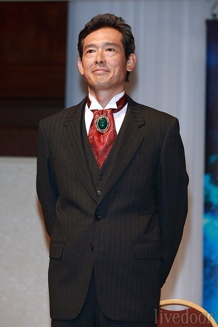 Tsurumi Shingo