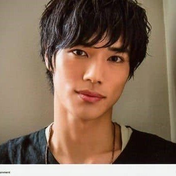 山田悠介