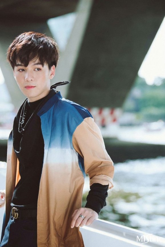 Эрт Катсамоннат Намвирот / Earth Katsamonnat Namwirote