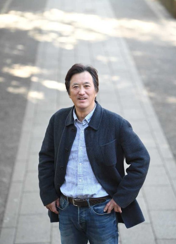 大鶴義丹