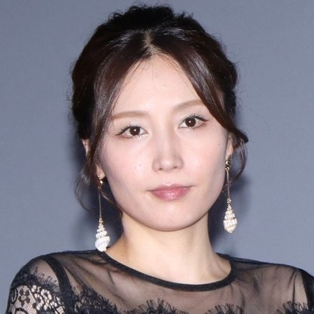 三津谷葉子