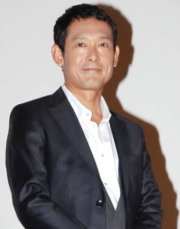 Tsurumi Shingo