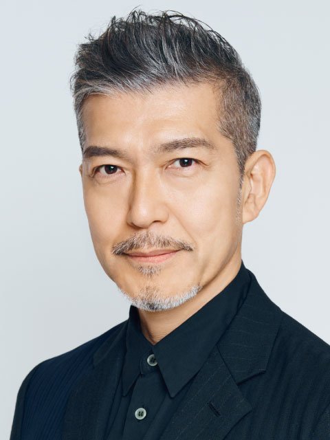 おおすみけんや