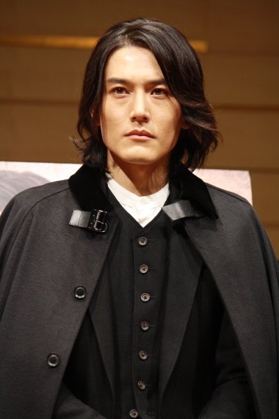 蕨野友也