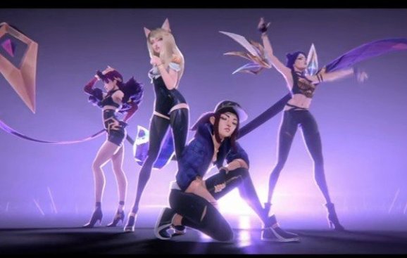K-pop группа K/DA: обернись, улыбнись и в меня превратись