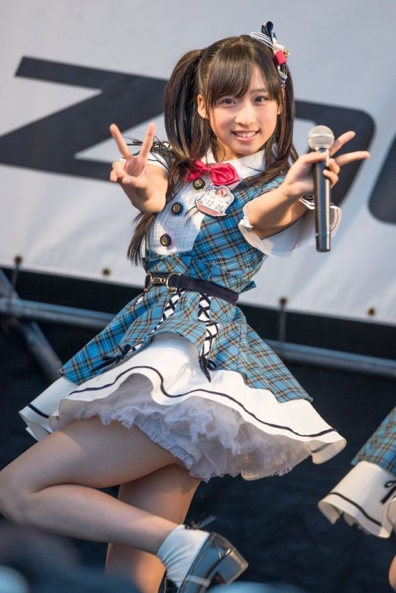 小栗有以