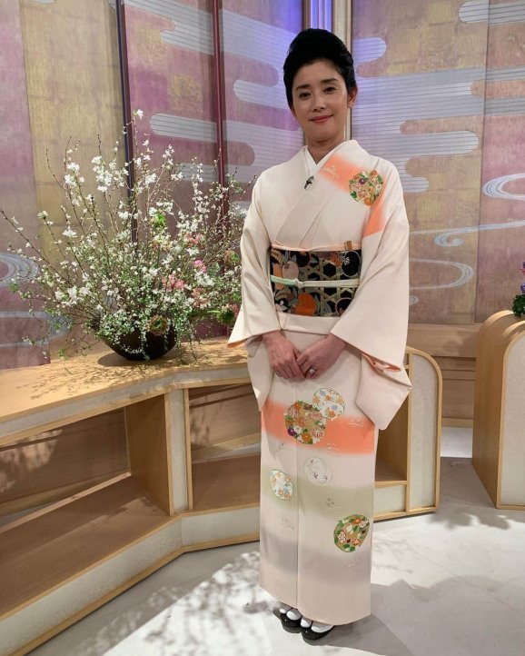 石田ひかり