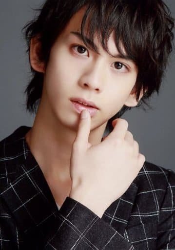 Akimoto Ryutaro