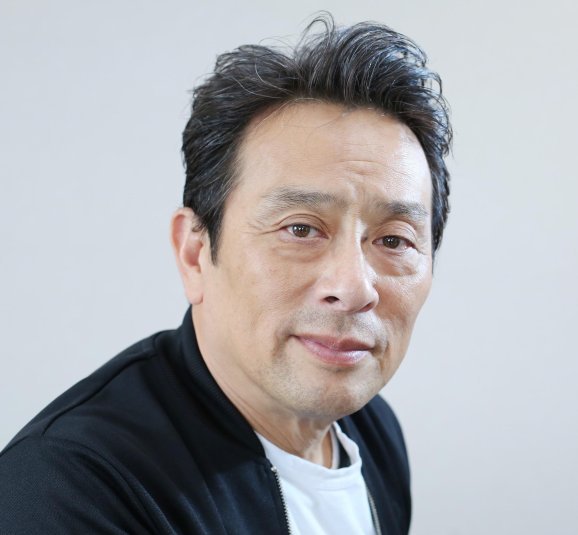 金田明夫