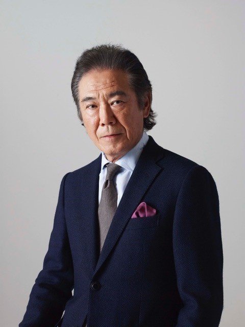 西岡徳馬