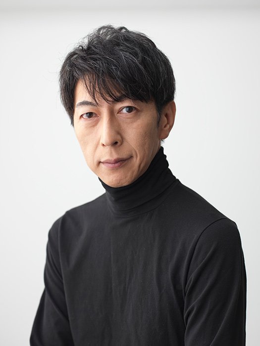 篠井英介