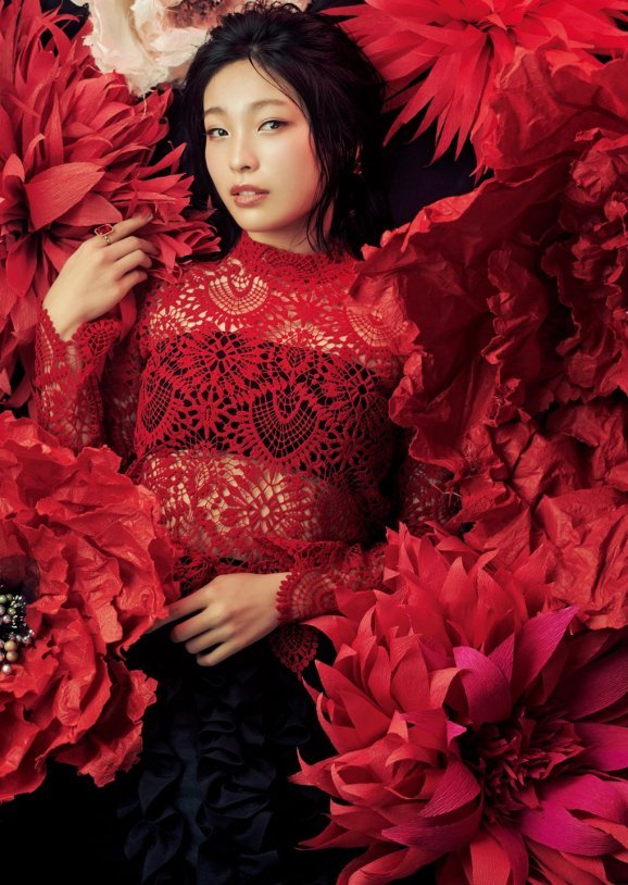芋生悠