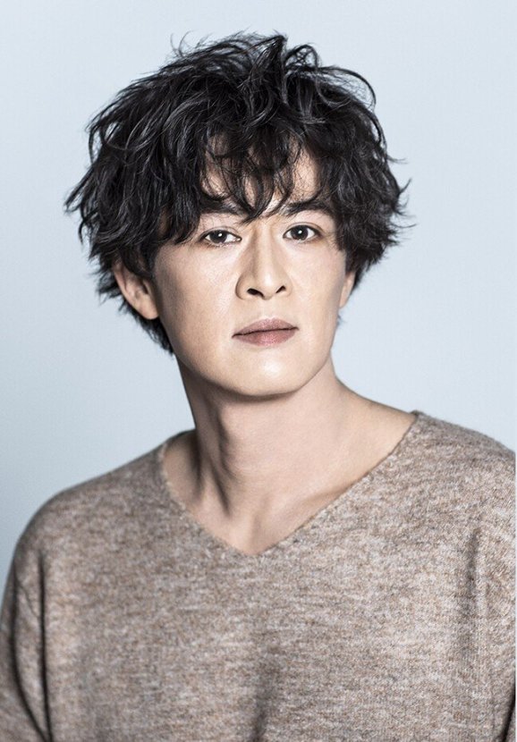 新納慎也