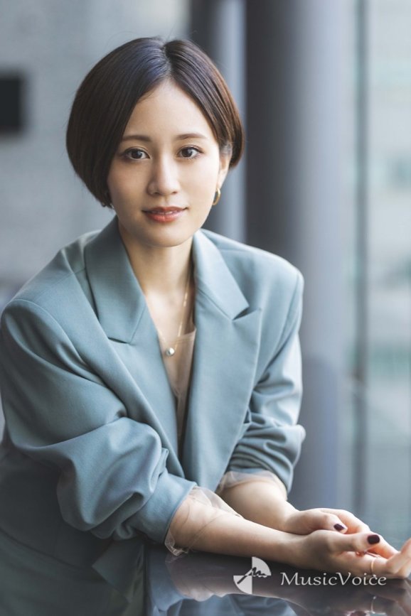 前田 敦子 / Maeda Atsuko