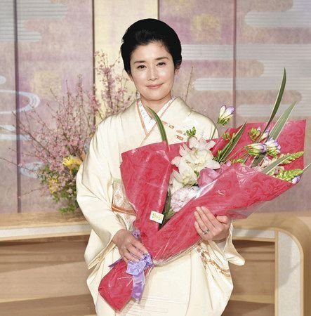 石田ひかり