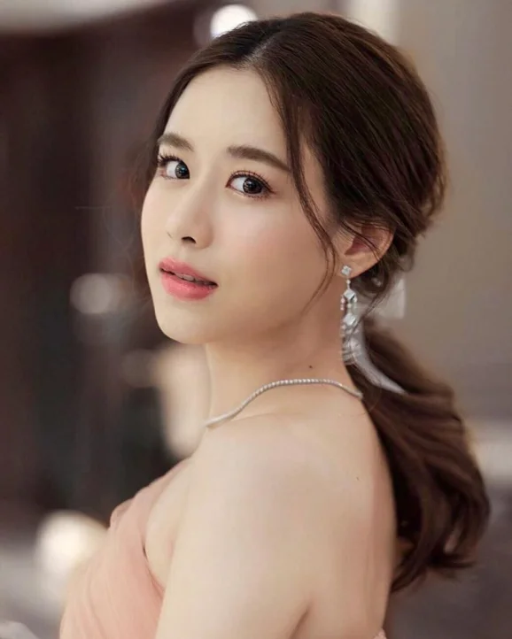 ฟาง ธนันต์ธรญ์ นีระสิงห์