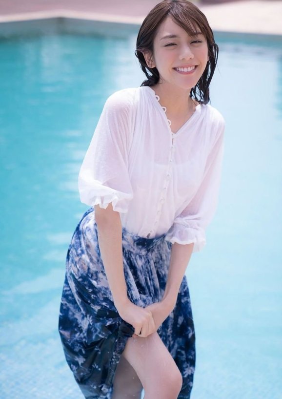 貴島明日香
