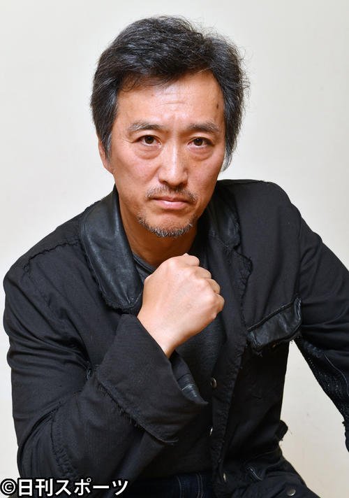 大鶴義丹