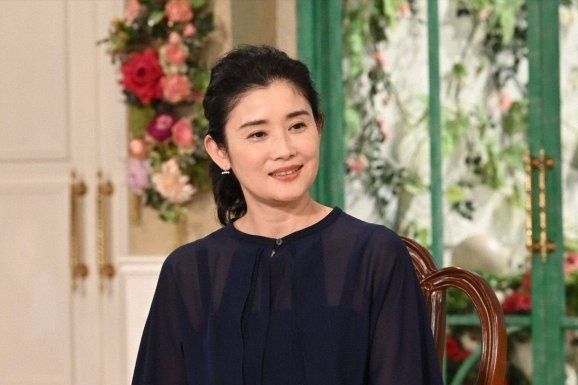 石田ひかり