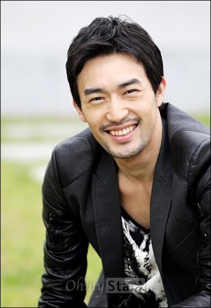 大谷慶彦 / Otani Ryohei