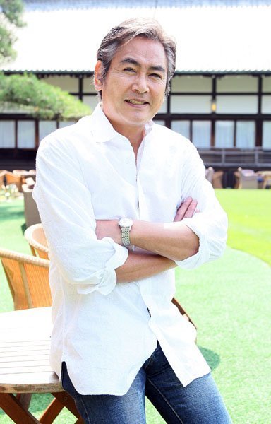 宅麻伸