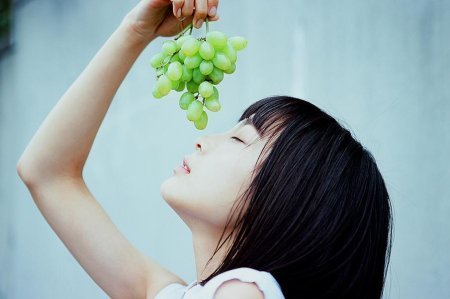 芋生悠