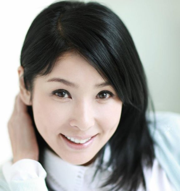 Kuroki Hitomi