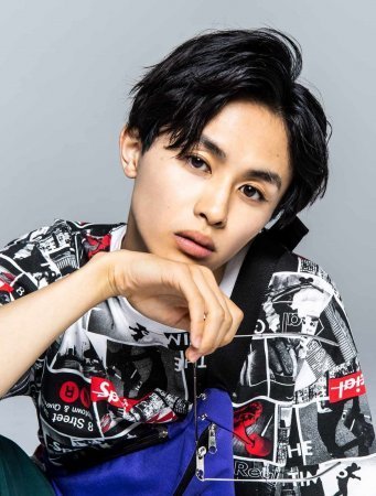 草川拓弥