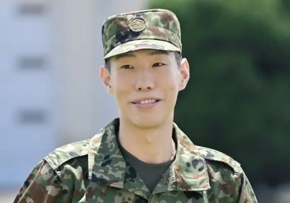 坂口涼太郎