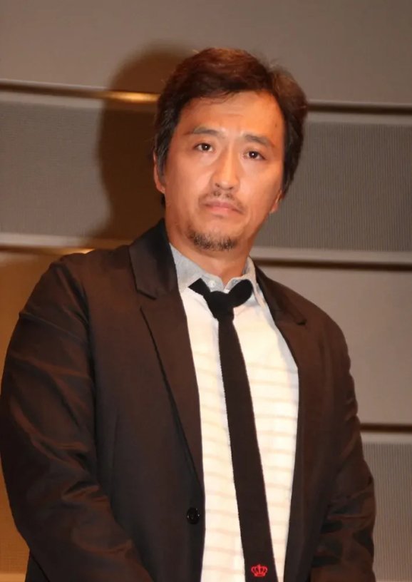 大鶴義丹