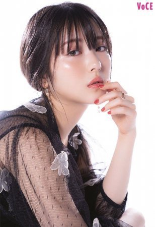 浜辺美波 / Hamabe Minami