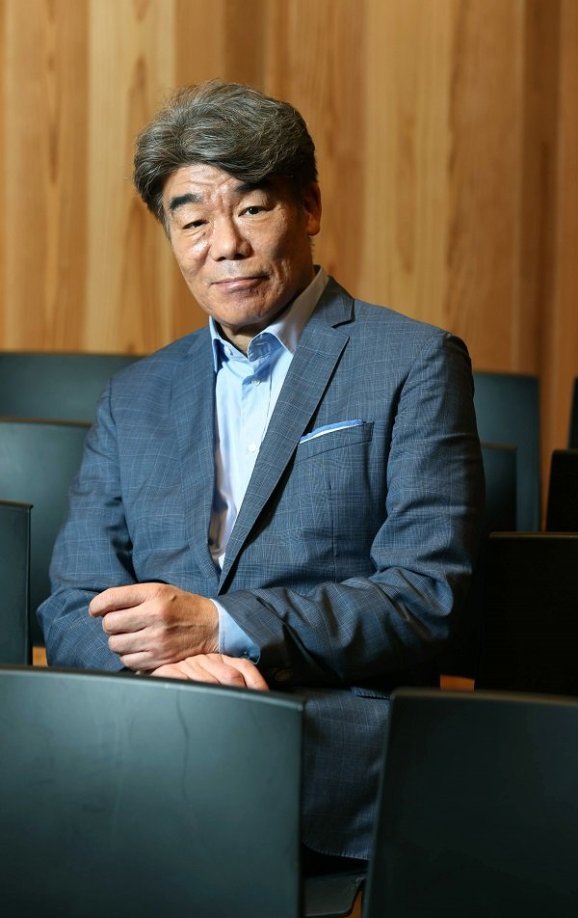 村田雄浩