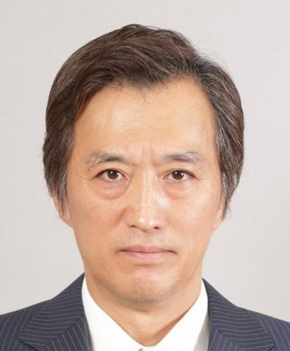 大鶴義丹