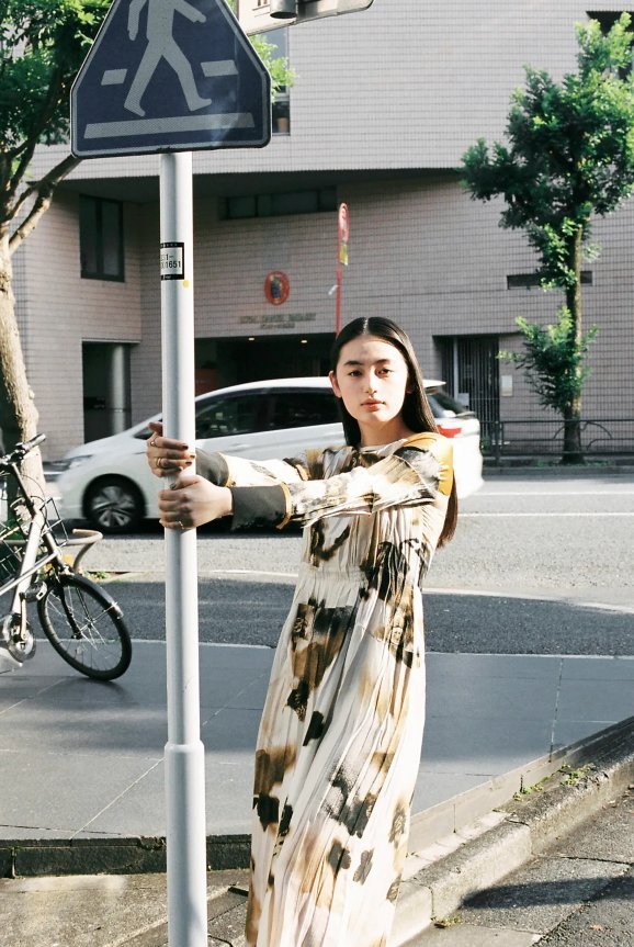 八木莉可子