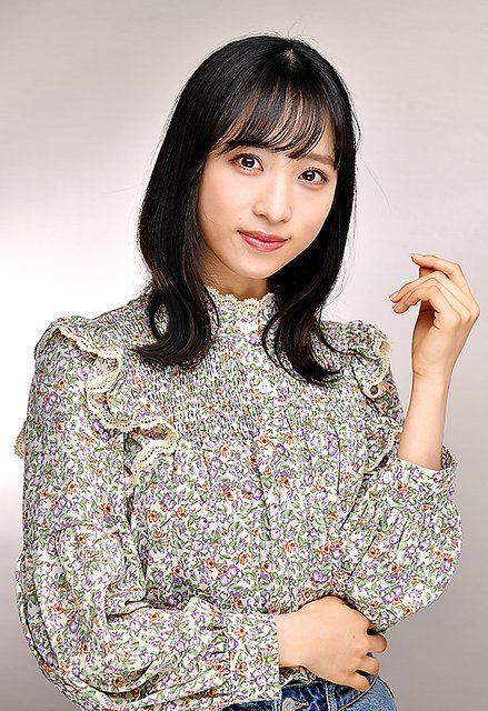 小栗有以