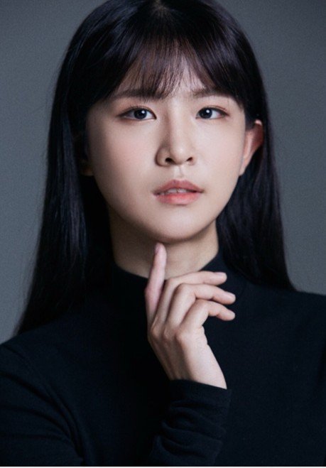 Ма Хён Джи / Ma Hyeon Ji