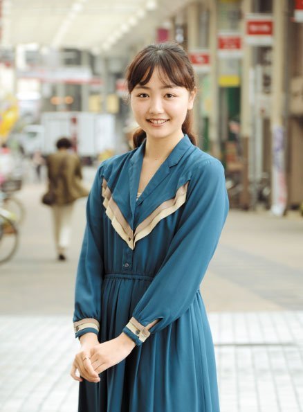 手島実優