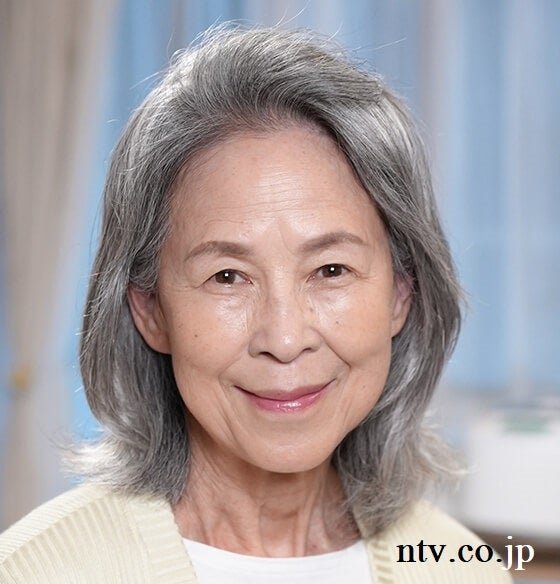 丘みつ子