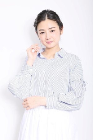 片山萌美
