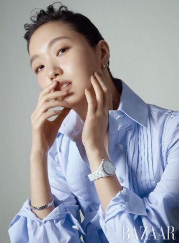 Ким Го Ын для Harper's Bazaar