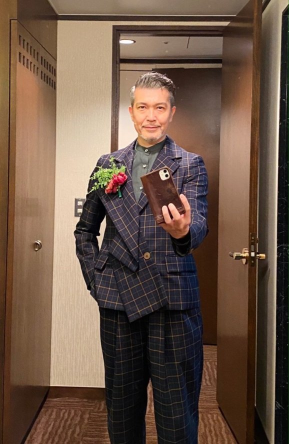 おおすみけんや