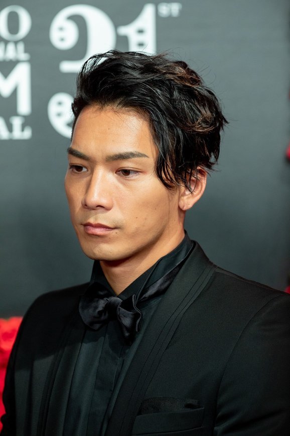 野替愁平