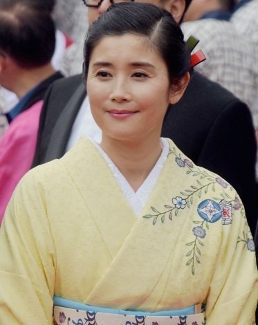 石田ひかり