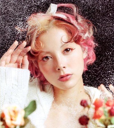 土屋 アンナ