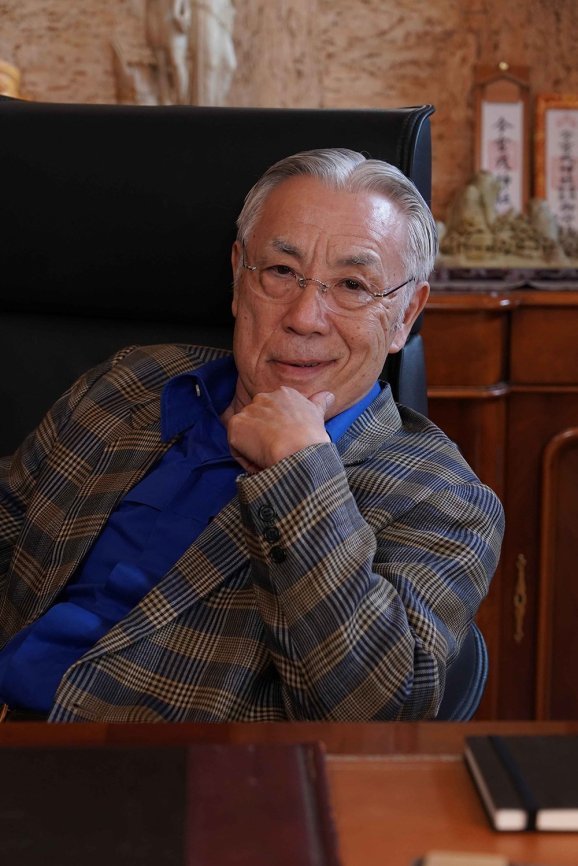 尾形一成