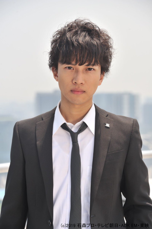 岡田龍太郎