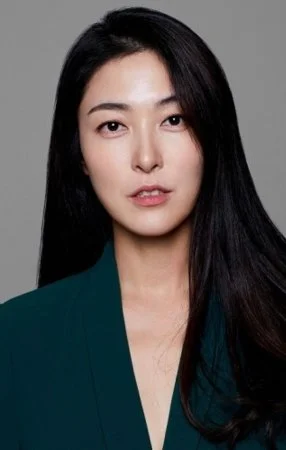 Мин Ён / Min Young